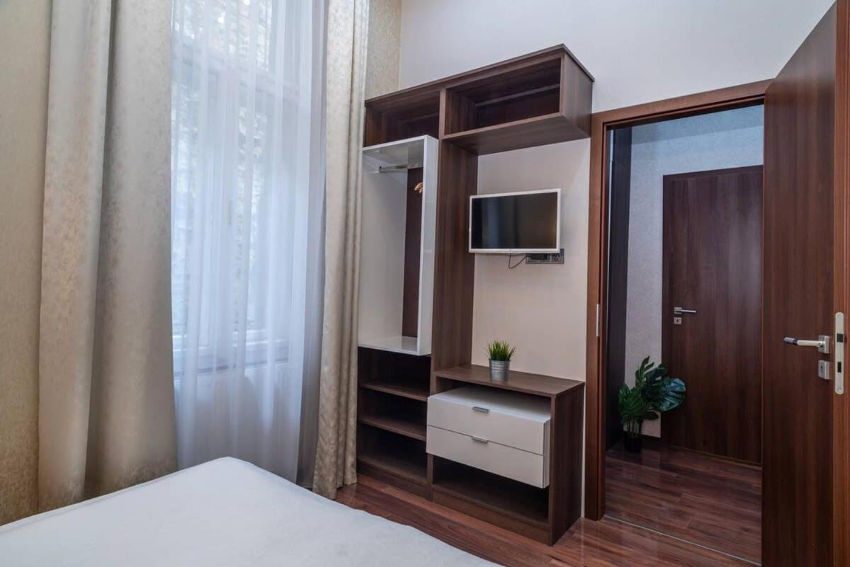 Central Luxy Design Apartment Будапеща Екстериор снимка